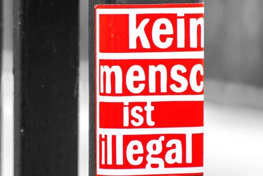 Aufkleber "Kein Mensch ist illegal"