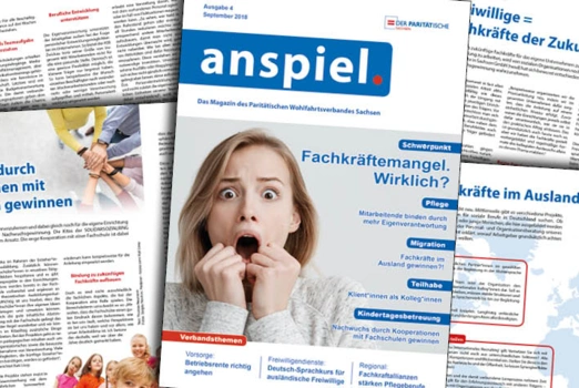 Eine Ausgabe des Magazins anspiel liegt auf einem Tisch.