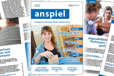 Eine Ausgabe des Magazins anspiel liegt auf einem Tisch.