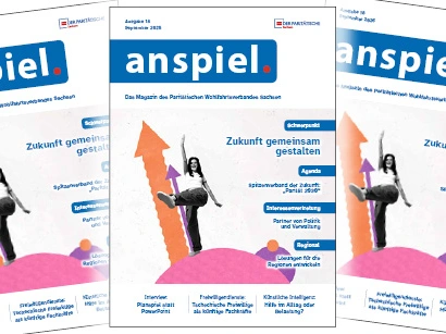 Eine Ausgabe des Magazins anspiel liegt auf einem Tisch.